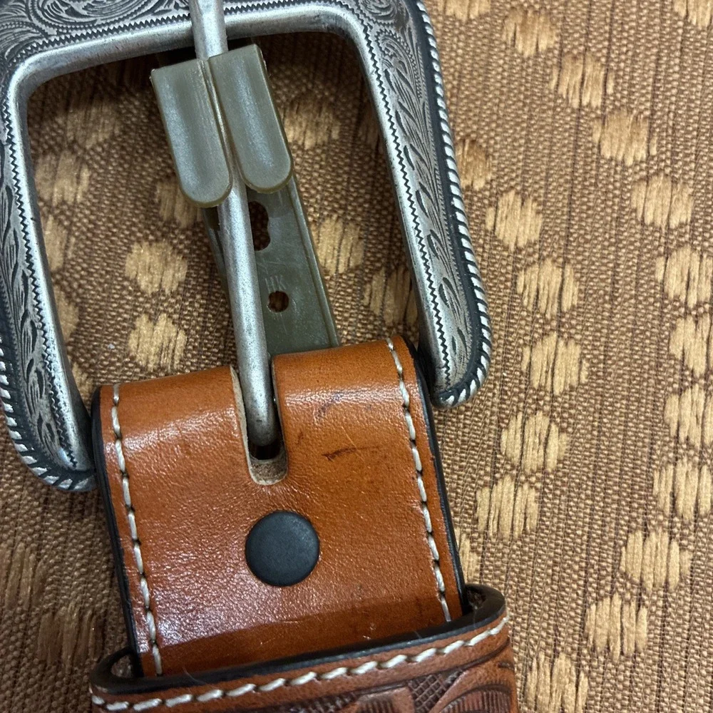 3D Belt Co. Men's Leather Belt Western Buckle Handtool Weave Pattern Sz. 46 NWT